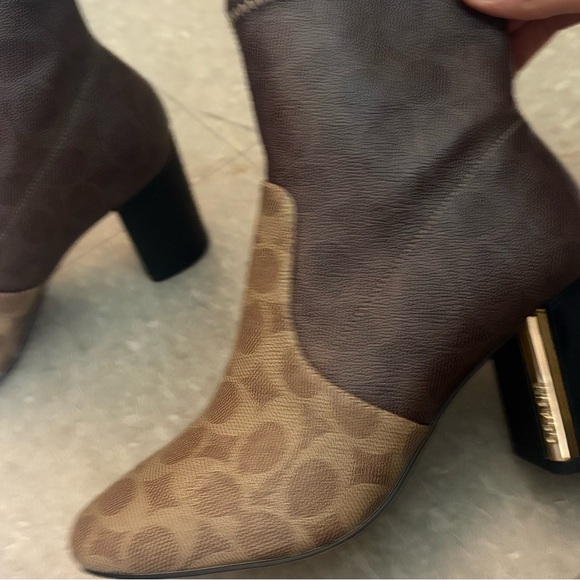 Coach Brown Women's Ankle Boots with Heel. - Picture 1 of 4